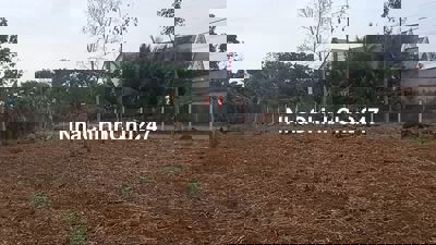 Cần bán đất ngay ngã 3 chính chủ 2 mặt tiền đường