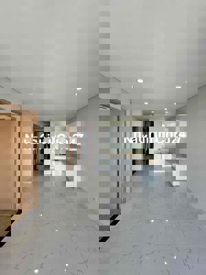 Chính chủ bán gấp căn hộ 2pn 66m2 giá chỉ 3,7 tỷ tại Chung cư SKYLINE