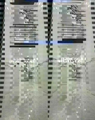 CẦN BÁN NHÀ CHÍNH CHỦ NGAY CHỢ BÌNH LONG.3.250  TRIỆU