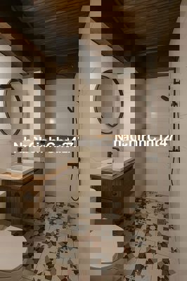 Chính Chủ Cần Bán Gấp Tòa Nhà CDHV- dòng tiền cao