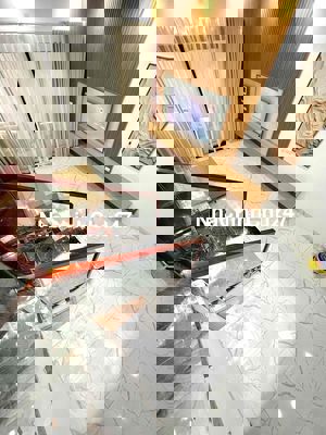 Chính chủ bán nhà phố Đội Cấn - 58m2 x 3 ngủ - MT 4,9m - 8,5 tỷ.