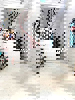 chính chủ bán nhà nhà tổ 11 yên nghĩa 33,5m2