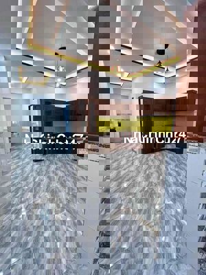 Nhà bán chính chủ sổ riêng ngay ngã tư quang thắng phường Trảng Dài