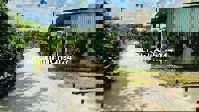 Chính chủ cần bán gấp lô đất thổ cư gần chợ bệnh viện UBND