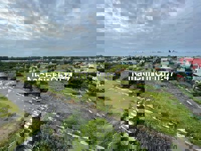 Chính chủ bán nhiều lô diện tích lớn 100m2 ngay đường Phùng Hưng