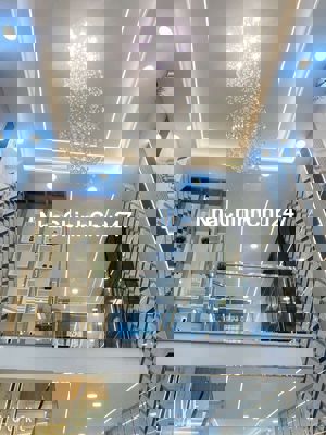 Gò vấp nhà đẹp chủ mới giảm chào 500tr