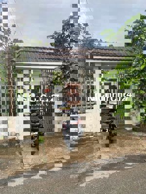 Chính Chủ bán nhà cấp 4+đất vườn 8x23,8m2 gần Nguyễn Văn Linh,chốt 670