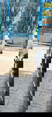 Nhà cấp 4 chính chủ . Không qua trung gian . Có thương lượng