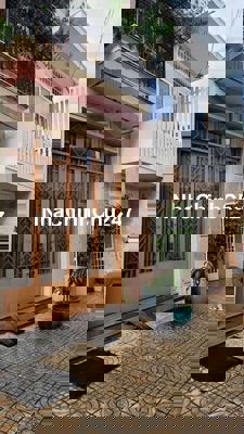 Nhà sổ riêng chính chủ, bình thạnh