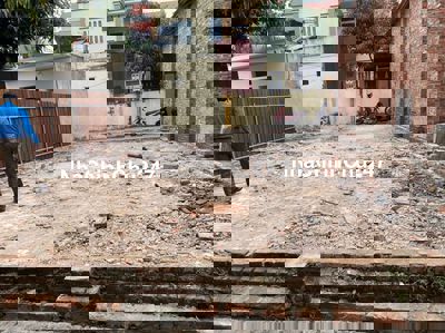 Chính chủ cần bán đất vuông đẹp giá đầu tư