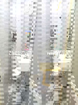 Chính chủ cần bán nhanh nhà quận 4 để  đổi nhà mới