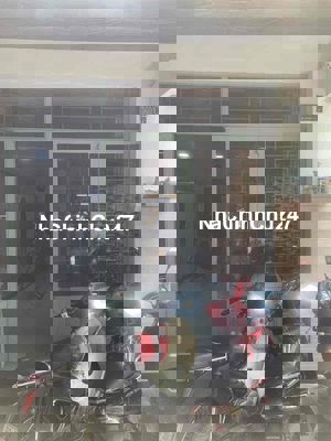 Chính chủ bán nhà lớn – 134.8m² – hẻm Bến Vân Đồn, phường 1, quận 4