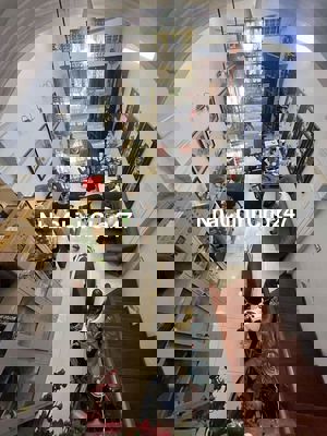 BÁN NHÀ MẶT PHỐ CÙ CHÍNH LAN, VỈA HÈ RỘNG, 37M2 X 4 TẦNG GIÁ 11,48 TỶ.