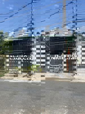 KẸT TIỀN CẦN BÁN GẤP NHÀ CẤP 4 (CHÍNH CHỦ)