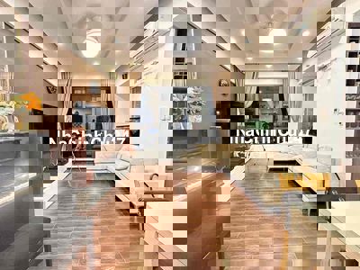 Chính chủ cần bán căn chung cư 183 Hoàng Văn Thái 81m2, 2pn,2vs