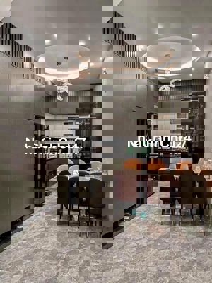 Chính chủ bán nhà 5t thang máy xịn,tại Nguyễn Viết Xuân,HĐ giá chỉ 8t