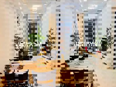 Chủ gửi bán căn hộ Tresor 2pn giá chỉ 5.480tỷ ạ