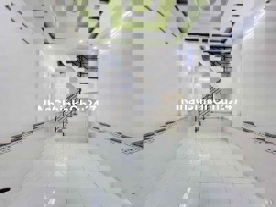 bán nhà hẽm dt 44,2m sổ hồng riêng chính chủ ,quận 12