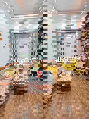 💥 CHỦ VÀO NAM CẦN THANH KHOẢN GẤP! 💥 🏠 Nhà đẹp đường Láng - 42m² x 5 t