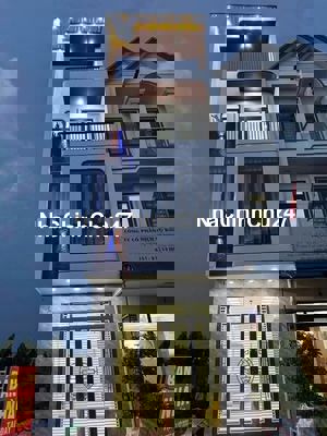 Chính chủ bán nhà 3,5 tấm  ngay cạnh siêu nút giao Mỹ Yên – Bình Chánh