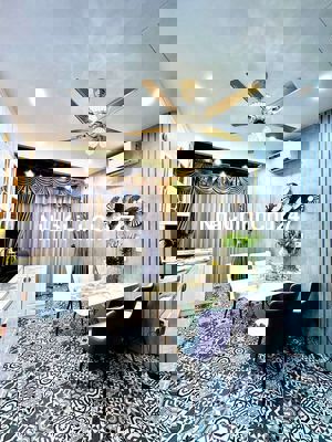 Chính chủ bán nhà Phố Thái Hà, Lô góc 3 thoáng vĩnh viễn ,4 ngủ +wc