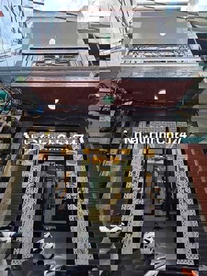 mình chính chủ cần bán căn nhà 18/19 trần văn khánh quận 7