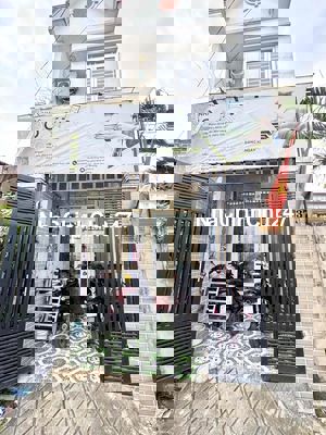 CHỦ NGỘP GỞI BÁN NHÀ MẶT TIỀN 70M2 1 TRỆT 1 LẦU P.DĨ AN,ĐƯỜNG NGUYỄN A