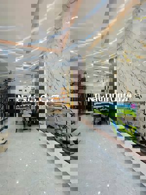 Bán nhà 3 tầng Trần Kim Xuyến- Thương lượng chính chủ