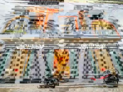 NHÀ TRỆT LẦU MỚI ĐẸP THIẾT KẾ HIỆN ĐẠI - Full NỘI THẤT , Trục Chính Hẻ