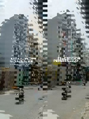 Chính Chủ bán lô đất Hẻm 93 Nguyễn Thị Tú . DT 4M x 18.50M đường 10M