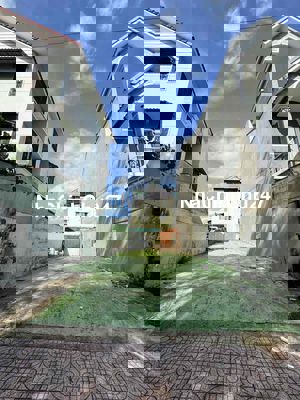 Chủ nợ siết đồ bán lô Đ. Số 13, Long Thạch Mỹ, Thủ Đức 147m2 - 1ty660