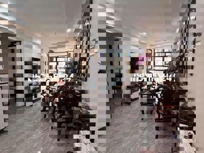 Chính chủ bán căn hộ Tập thể đẹp như ảnh trung tâm Đống Đa - Láng Hạ