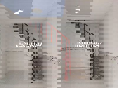 Về quê cần bán nhà gấp chính chủ tại Thành Phố Dĩ An, giá 655tr