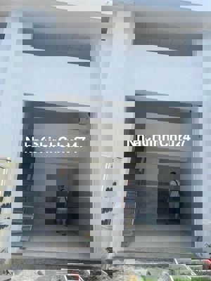 Chính chủ cần bán gấp căn kiot mặt tiền đường đối diện chợ