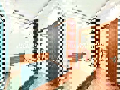 Chính chủ cần bán nhà ngõ phố duong văn bé