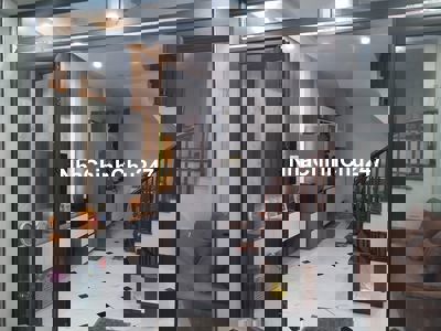 Chính chủ cần bán nhà 5 tầng, x 31m2 full nội thất mới xây