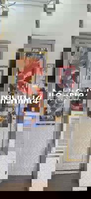 chính chủ cần bán căn hộ - nhà thât, giá thật không ảo