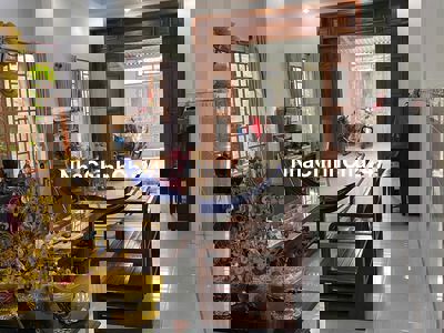 Chính chủ Bán nhà mặt phố Đường Nguyễn Thị Thơi, Q12, HCM