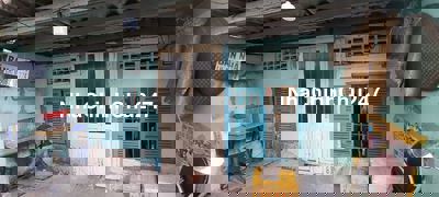 Chính chủ bán nhà Q11 diện tích lớn, tiện xây mới