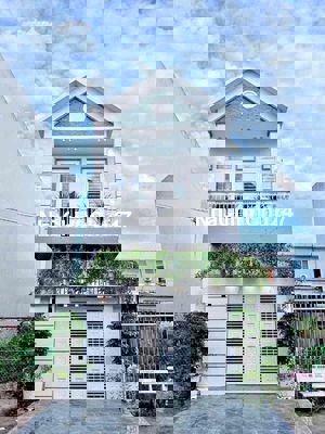 CHÍNH CHỦ NGỘP CẦN BÁN GẤP NHÀ CÓ THƯƠNG LƯƠNG 860TR SHR