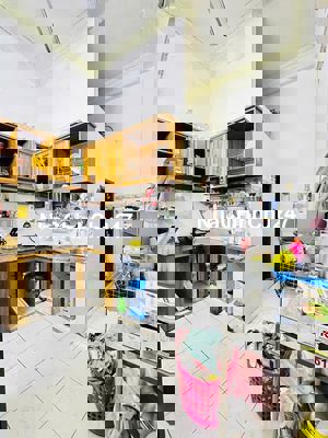 Chủ bán gấp nhà 2lau,Nguyễn Trung Trực,Bình Thạnh,56m,HXH,hơn 7ty