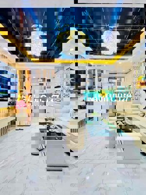 Chính chủ bán nhà ngõ Tôn Đức Thắng,3 bước ra phố,gần hồ thoáng mát