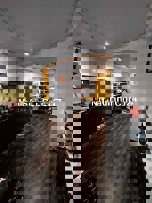 Chính chủ cần bán căn studio phố Hàng Bông, cách Hồ Gươm 250m – thu nh