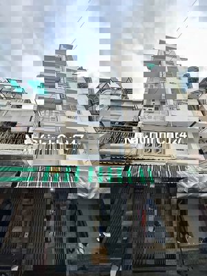 Chính chủ bán nhà khu vực sầm uất chợ Bàn Cờ