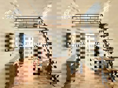 CĂN HỘ DUPLEX HIỆN ĐẠI, BANCONY ngay VÒNG XOAY DÂN CHỦ