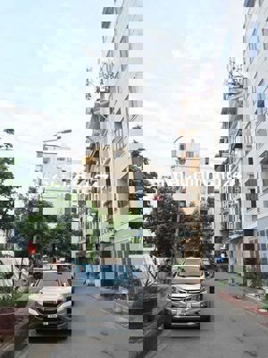 CHÍNH CHỦ BÁN GẤP NHÀ MẶT PHỐ HỒNG TIẾN-OTO KD - LO GÓC GIÁ 22,79 tỷ