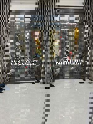 Chính Chủ Muốn Bán Nhà Hẻm Thông