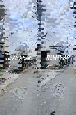 Chính Chủ Bán gấp Nhà 10m x 21m Hẻm Xe Tải Thông 50m ra Trường Chinh