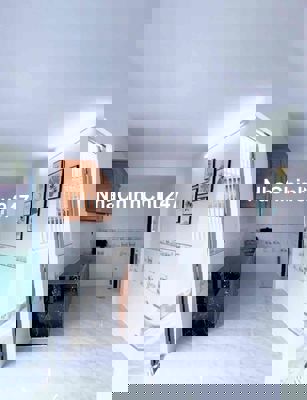 CHỦ KẸT TIỀN CẦN BÁN GẤP NHÀ CẤP 4 - CHỢ ĐỆM, BÌNH CHÁNH