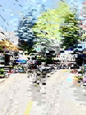 ***SIÊU VIP***CHỦ NGỘP BÁN ĐẤT TẶNG NHÀ CẤP 4 - TRUNG TÂM PHƯỚC LONG A